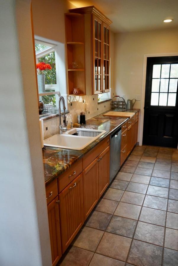 シミバレー Cozy Family Hideaway, Sleeps 8, 4 Tv'S Yard, Shopsヴィラ エクステリア 写真